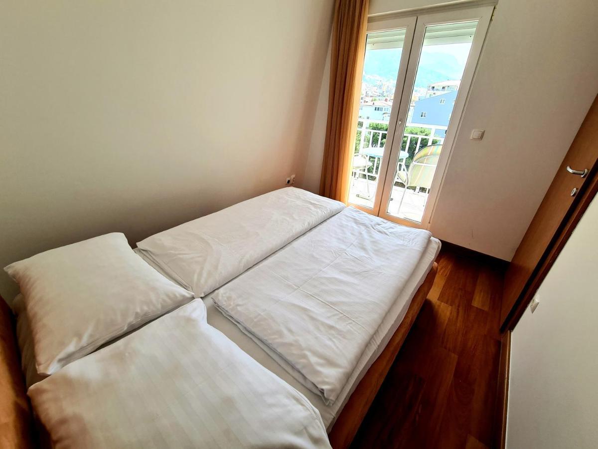 Apartments Veronika Макарска Екстериор снимка
