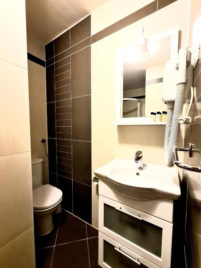 Apartments Veronika Макарска Екстериор снимка
